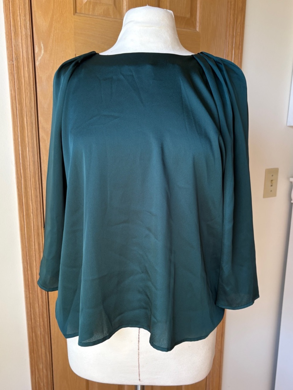 NWT 🤍CeCe🤍blouse woman size L